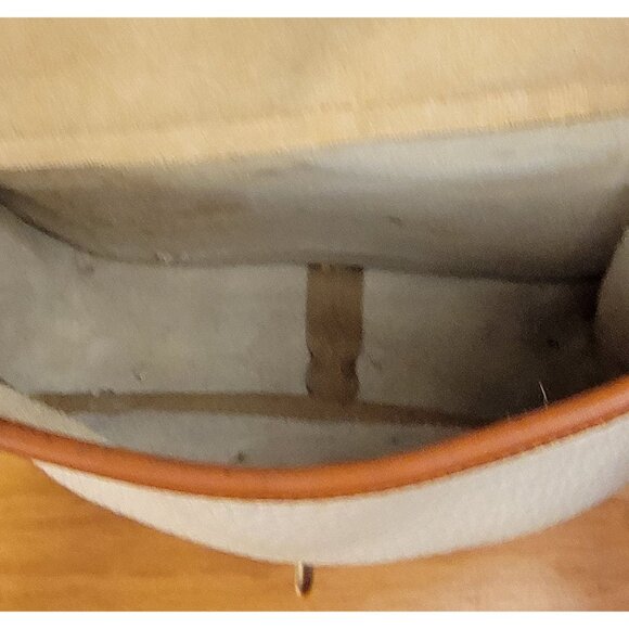 Vintage Dooney & Bourke All-Weather Leather Surrey Crossbody Bag - Picture 13 of 16